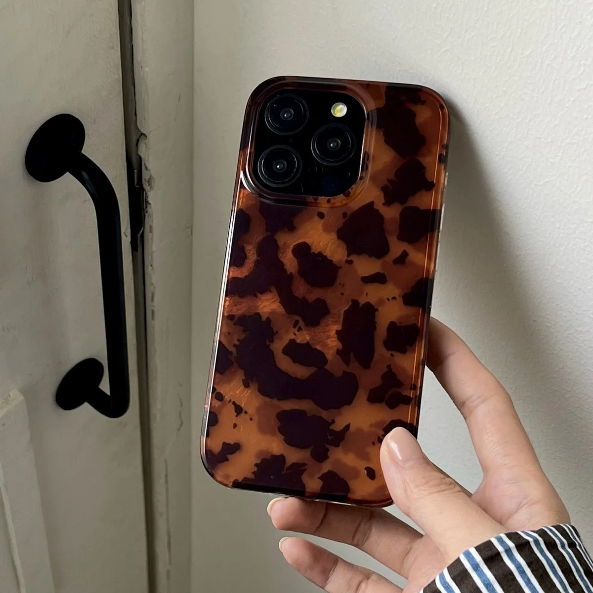 레트로 앰버 텍스처 레이저 폰 케이스 (아이폰 16,  - Phone Cases Online 리뷰 및 가격